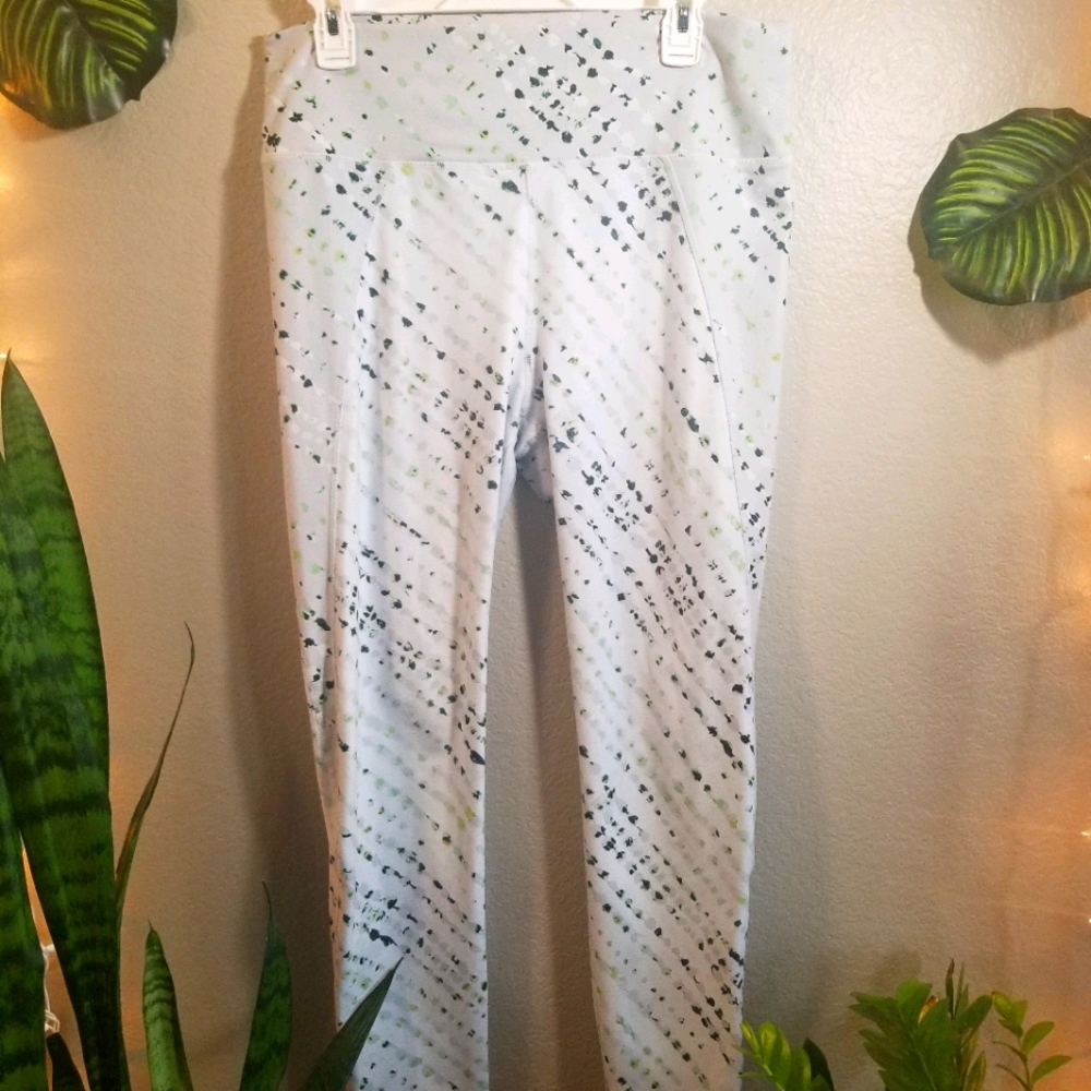 Fabletics 7/8 Leggings